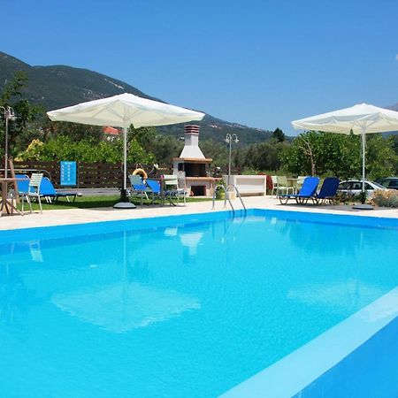 George Studios Vasiliki Exterior photo