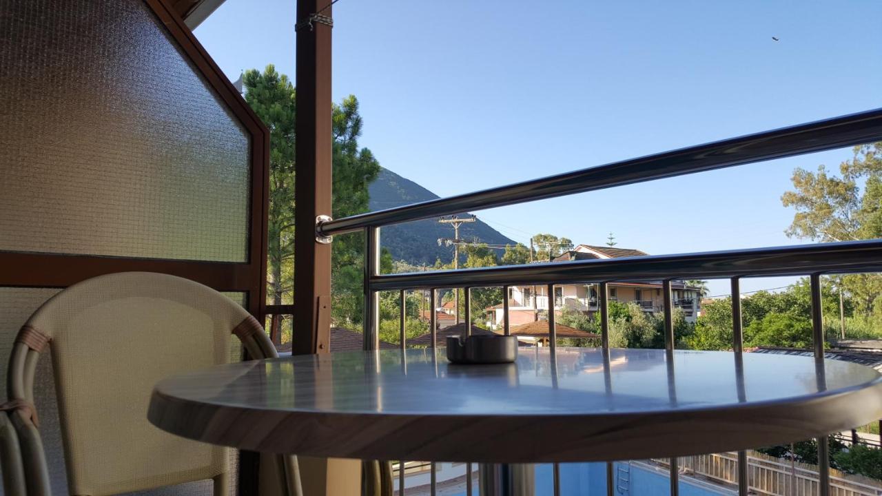 George Studios Vasiliki Exterior photo