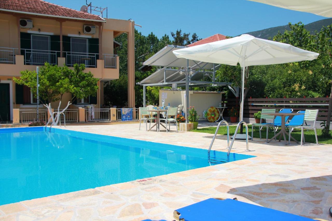 George Studios Vasiliki Exterior photo