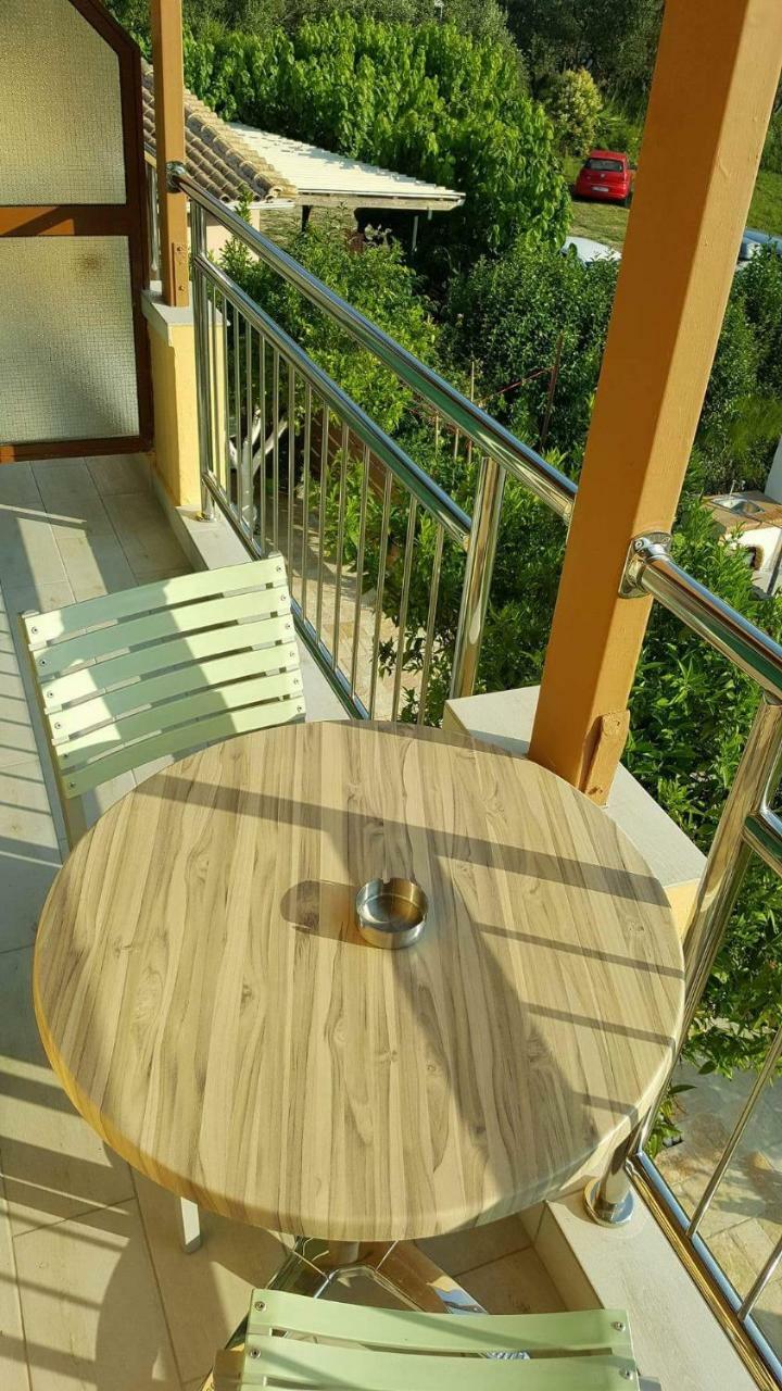 George Studios Vasiliki Exterior photo